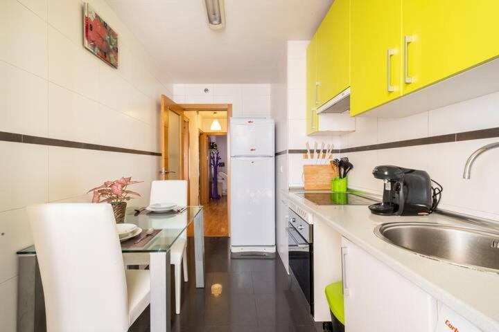 Apartamento Especial Grupos A 3 Paradas Del Metro Atocha *